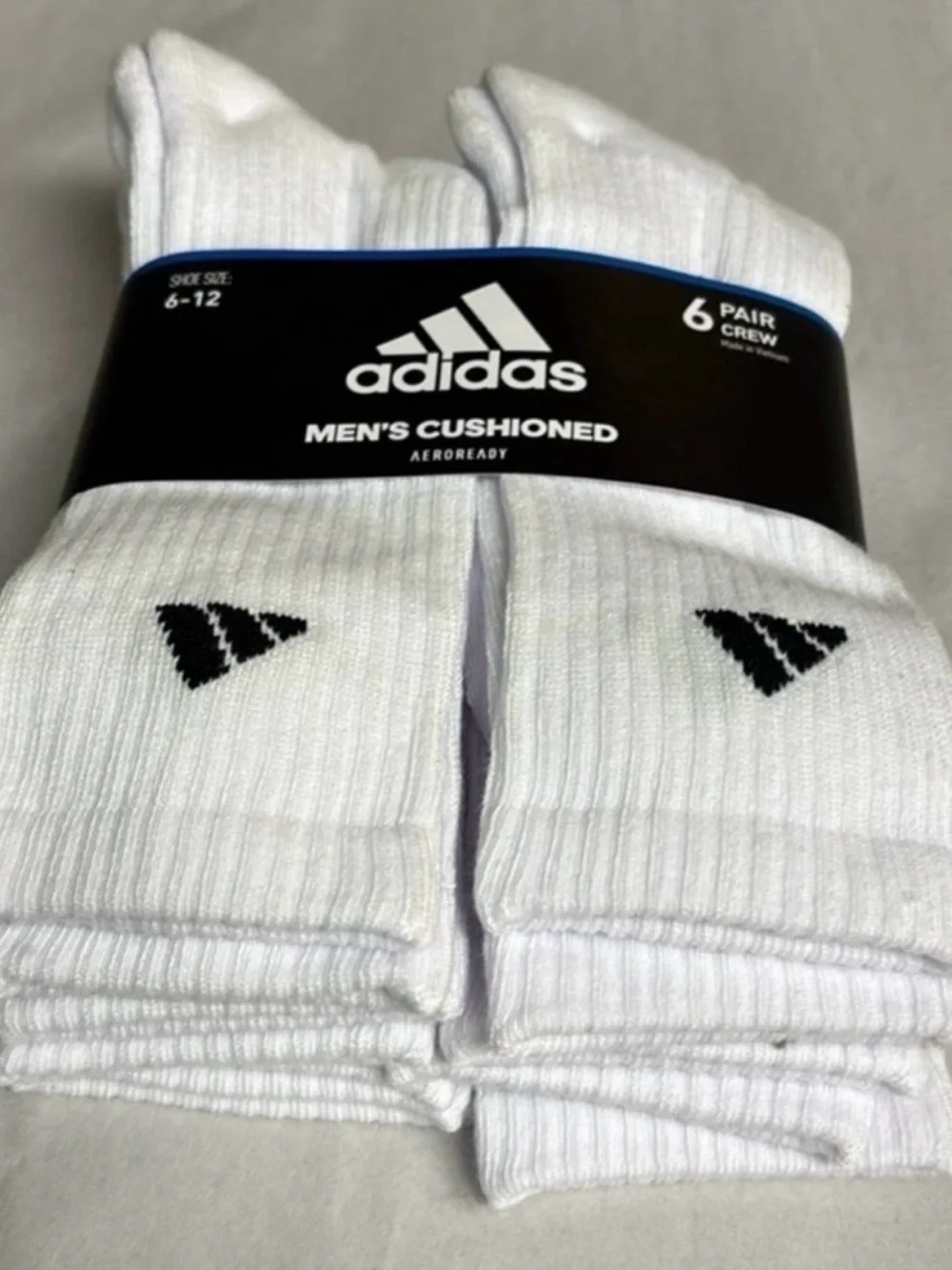 New Adidas Socks Men’s 6 Pair White Cushioned Crew Sock Active Casual Athletic